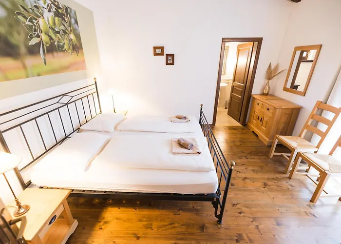 Jurinea In Istrien Mit Pool Barat (Porec)
